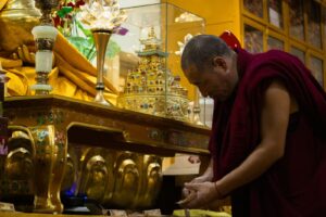 Ritualurile din templele budiste